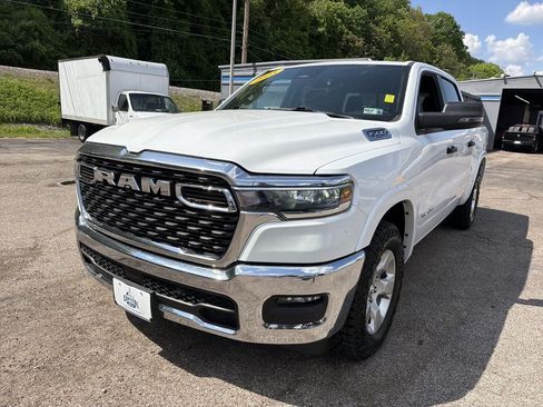 Used 2025 RAM 1500 Big Horn AWD/4WD image 10
