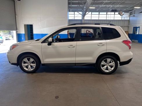 Used 2015 Subaru Forester 2.5i Premium w/ Popular Package #2 AWD/4WD image 6