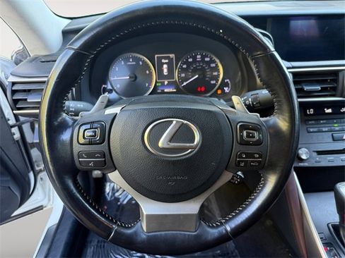 Used 2019 Lexus IS 300 image 13
