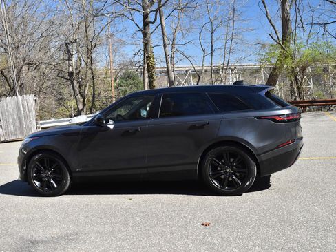 Used 2021 Land Rover Range Rover Velar R-Dynamic S image 5