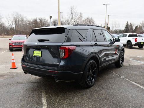 Used 2023 Ford Explorer ST-Line image 6