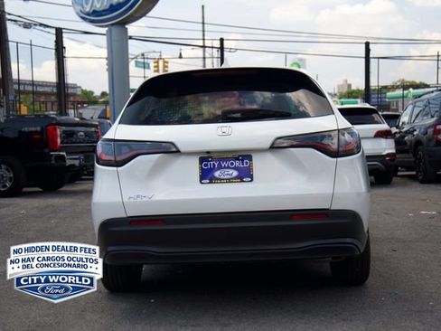 Used 2024 Honda HR-V LX image 4