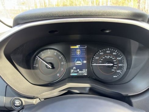 Used 2023 Subaru Crosstrek 2.0i Premium image 16