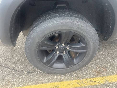 Used 2022 RAM 1500 Warlock AWD/4WD image 7