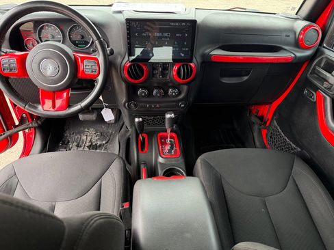 Used 2015 Jeep Wrangler Unlimited Sport w/ Quick Order Package 24S image 15