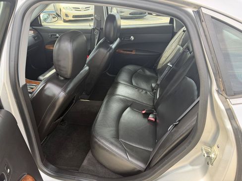 Used 2005 Buick LaCrosse CXL w/ Chrome Appearance Package FWD image 12
