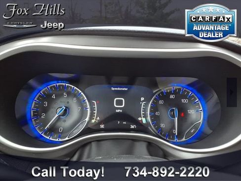 New 2026 Chrysler Pacifica Select AWD/4WD image 20