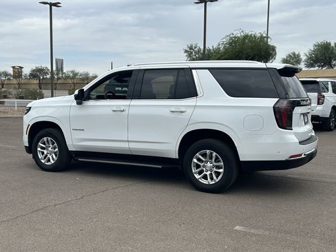Used 2025 Chevrolet Tahoe LT AWD/4WD image 3