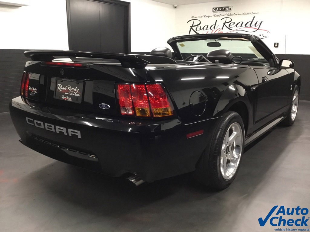 Used 2001 Ford Mustang Cobra RWD image 10