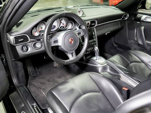 Used 2009 Porsche 911 Carrera S image 9