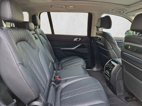 Used 2023 BMW X7 xDrive40i AWD/4WD image 22