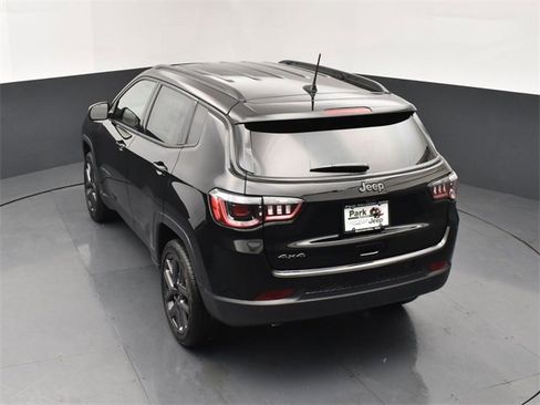 New 2026 Jeep Compass Limited image 16
