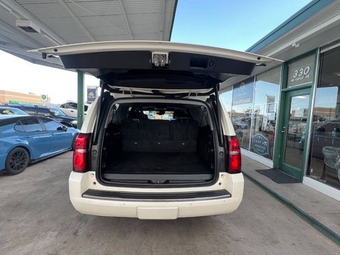 Used 2015 Chevrolet Suburban LTZ AWD/4WD image 7