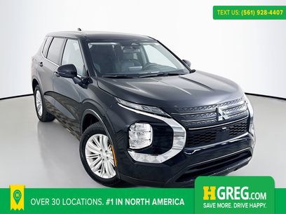 Used 2024 Mitsubishi Outlander ES