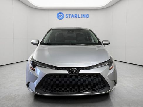 Used 2020 Toyota Corolla LE FWD image 15