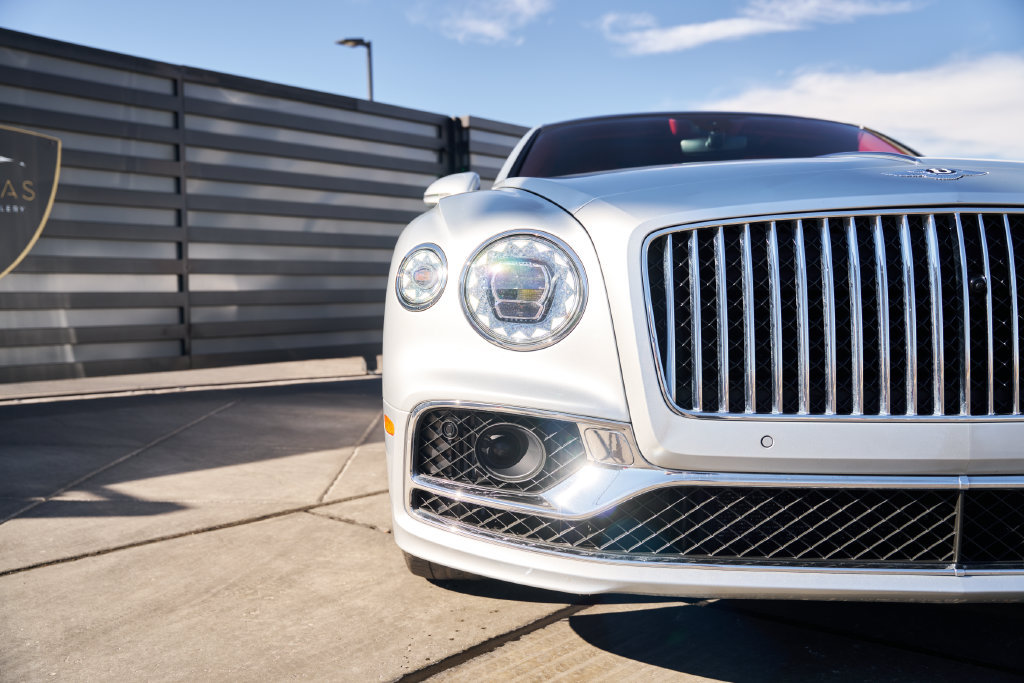 Used 2022 Bentley Flying Spur V8 AWD/4WD image 7