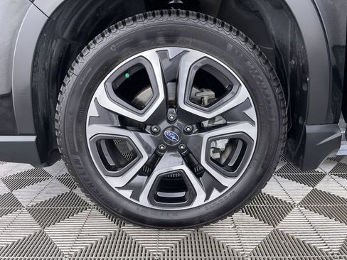 Used 2023 Subaru Ascent Limited w/ Technology Package image 27