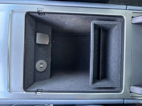 Used 2024 Lincoln Nautilus Reserve w/ Equipment Group 202A image 30