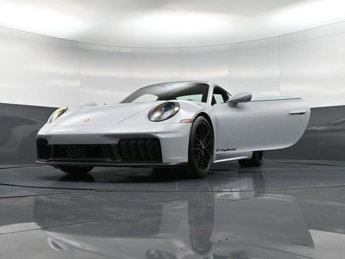 New 2026 Porsche 911 Carrera GTS RWD image 38