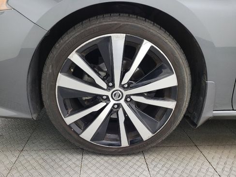 Used 2020 Nissan Altima 2.0 Platinum image 31