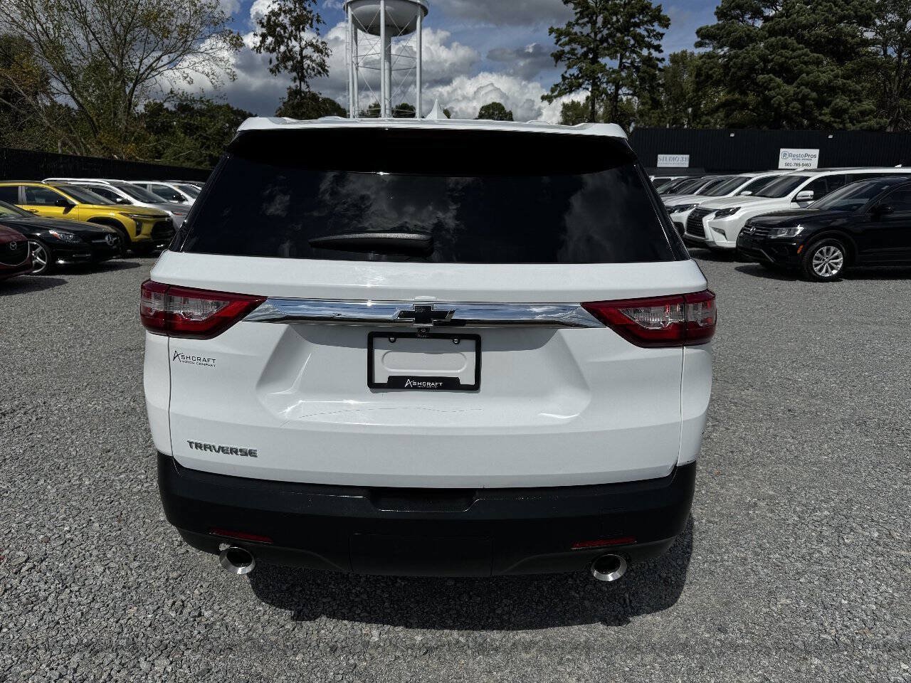 Used 2020 Chevrolet Traverse LS w/ LPO, Floor Liner Package FWD image 8