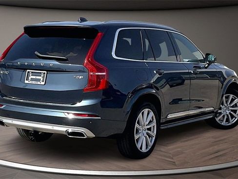 Used 2019 Volvo XC90 T8 Inscription w/ Advanced Package image 2