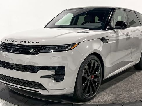 Used 2024 Land Rover Range Rover Sport Dynamic SE image 2