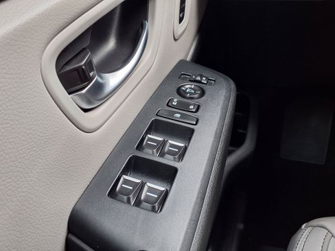 Used 2024 Honda Pilot EX-L image 10