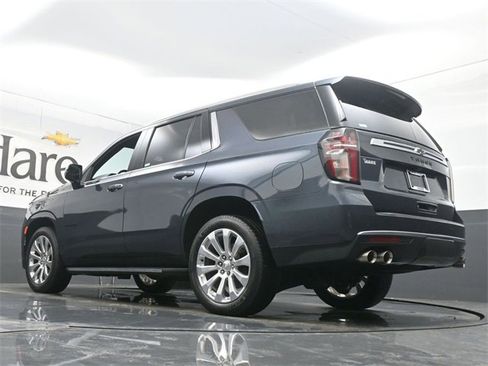 Used 2021 Chevrolet Tahoe Premier w/ Premium Package image 4