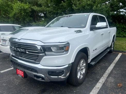 Used 2022 RAM 1500 Laramie AWD/4WD image 1