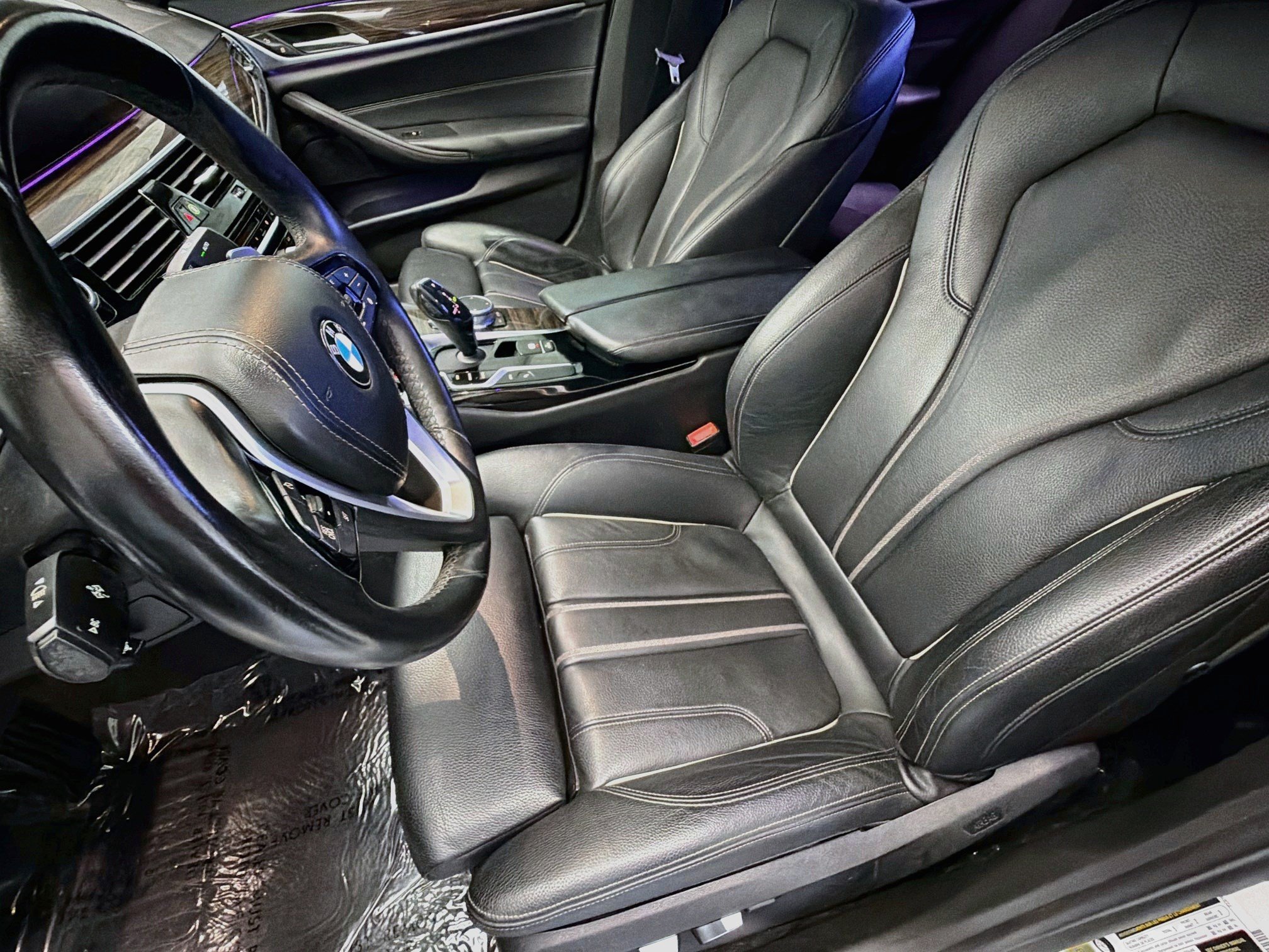 Used 2019 BMW 530e w/ Convenience Package RWD image 11