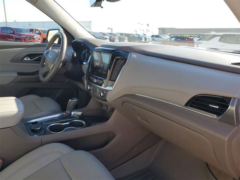 Certified 2018 Chevrolet Traverse Premier image 29