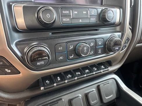 Used 2018 GMC Sierra 1500 Denali w/ Denali Ultimate Package AWD/4WD image 17