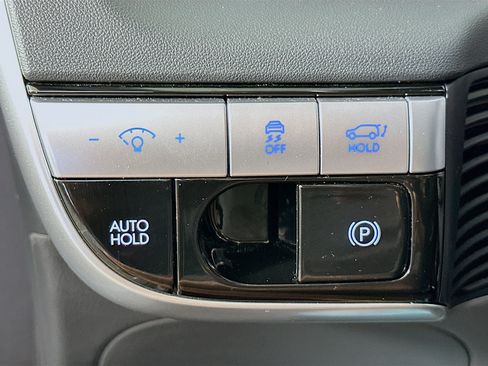 Used 2024 Hyundai Ioniq 5 SEL AWD/4WD image 17