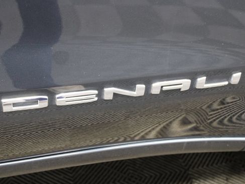 Used 2019 GMC Sierra 1500 Denali w/ Denali Ultimate Package AWD/4WD image 65