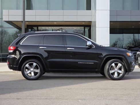 Used 2015 Jeep Grand Cherokee Overland image 28