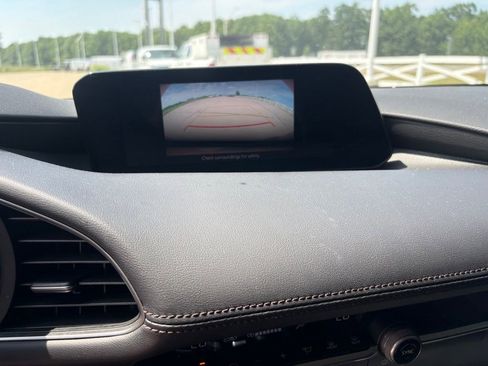 Used 2025 MAZDA MAZDA3 s FWD image 18