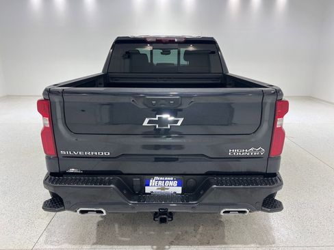 Used 2024 Chevrolet Silverado 1500 High Country image 4