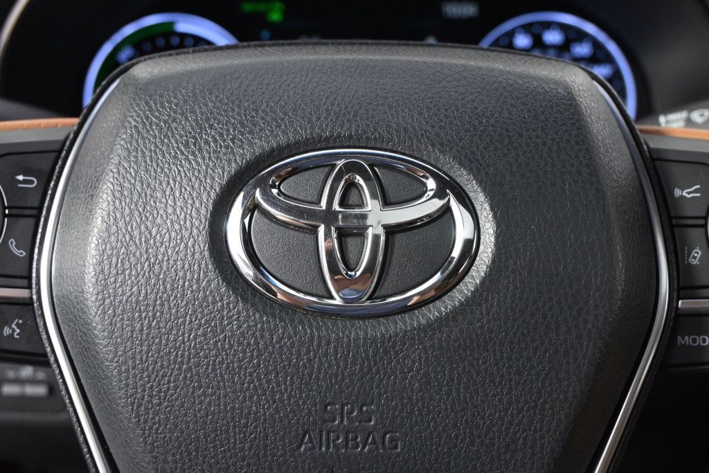 Used 2020 Toyota Avalon Limited w/ Advanced Safety Package FWD image 35