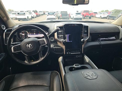 Used 2022 RAM 2500 Laramie AWD/4WD image 2