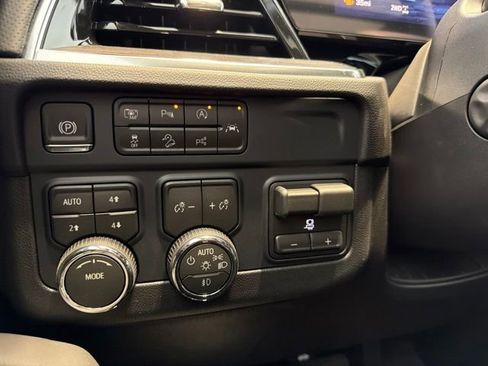 New 2026 Chevrolet Tahoe Premier w/ Sun And Tow Package AWD/4WD image 16
