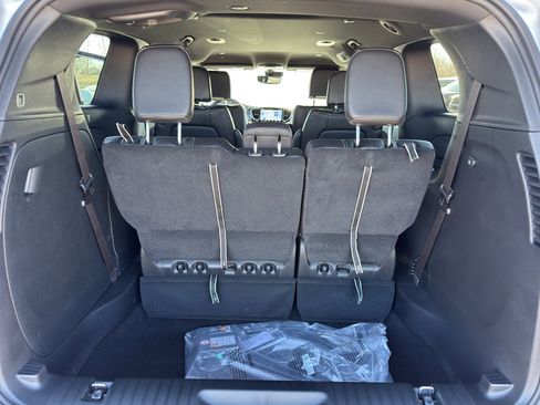 New 2026 Chrysler Pacifica Select FWD image 34