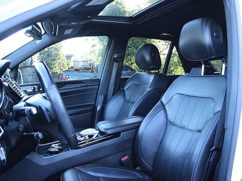 Used 2019 Mercedes-Benz GLE 400 4MATIC image 12