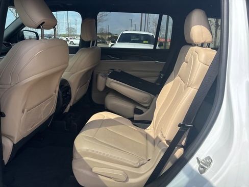 Used 2024 Jeep Grand Cherokee L Limited w/ Black Appearance Package image 26