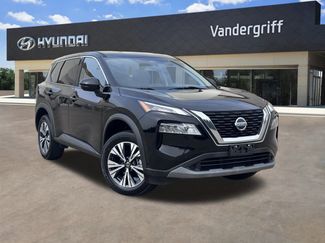 Used 2021 Nissan Rogue SV image 1