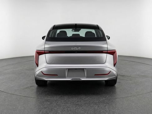 Used 2025 Kia K4 FWD image 7