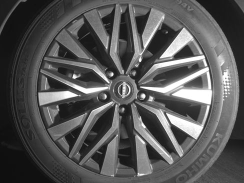 Used 2025 Nissan Altima 2.5 SV image 12