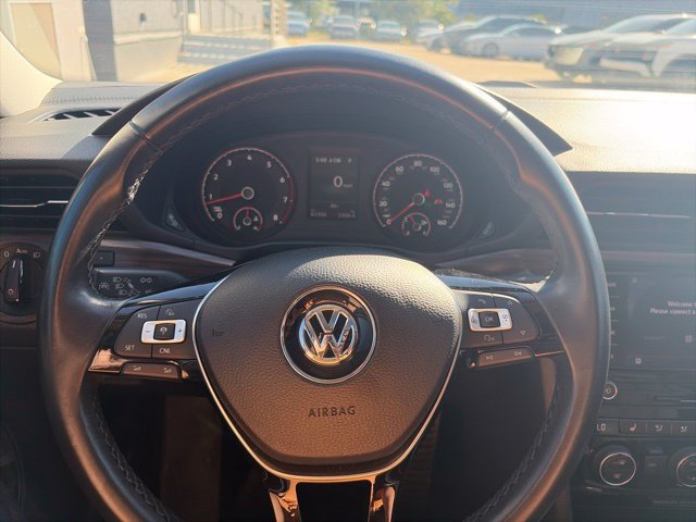 Used 2020 Volkswagen Passat 2.0T SEL FWD image 16