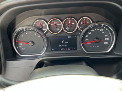 Used 2022 Chevrolet Silverado 1500 LT w/ Work Truck Package AWD/4WD image 16