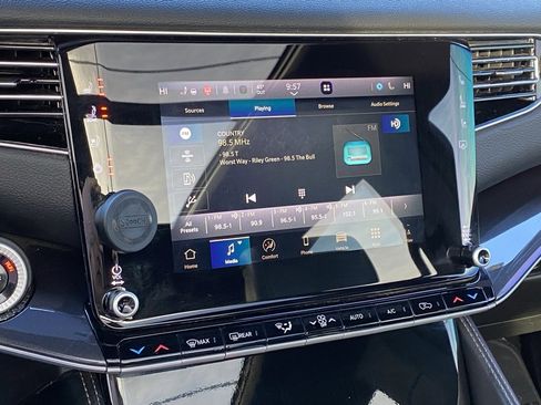 Used 2024 Jeep Wagoneer PREMIUM GROUP w/ Premium Group I image 16